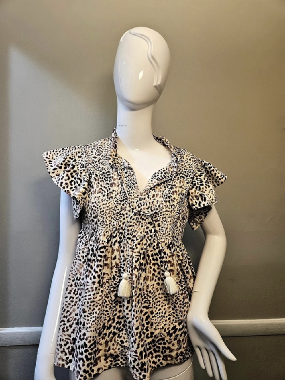 Sea Animal Print Blouse Size 8 Like New